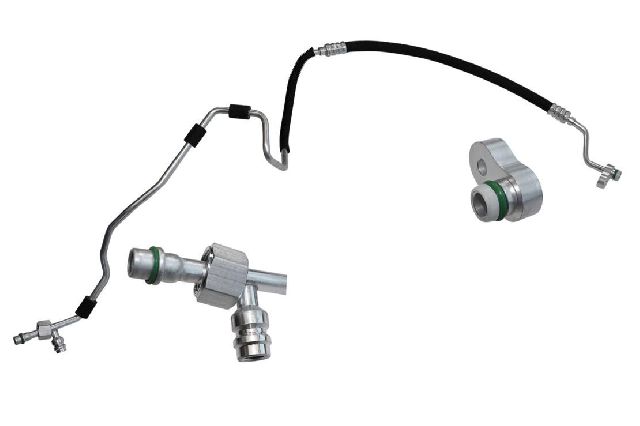 2002-2006 Audi A4 A/C Refrigerant Hose (Vemo)