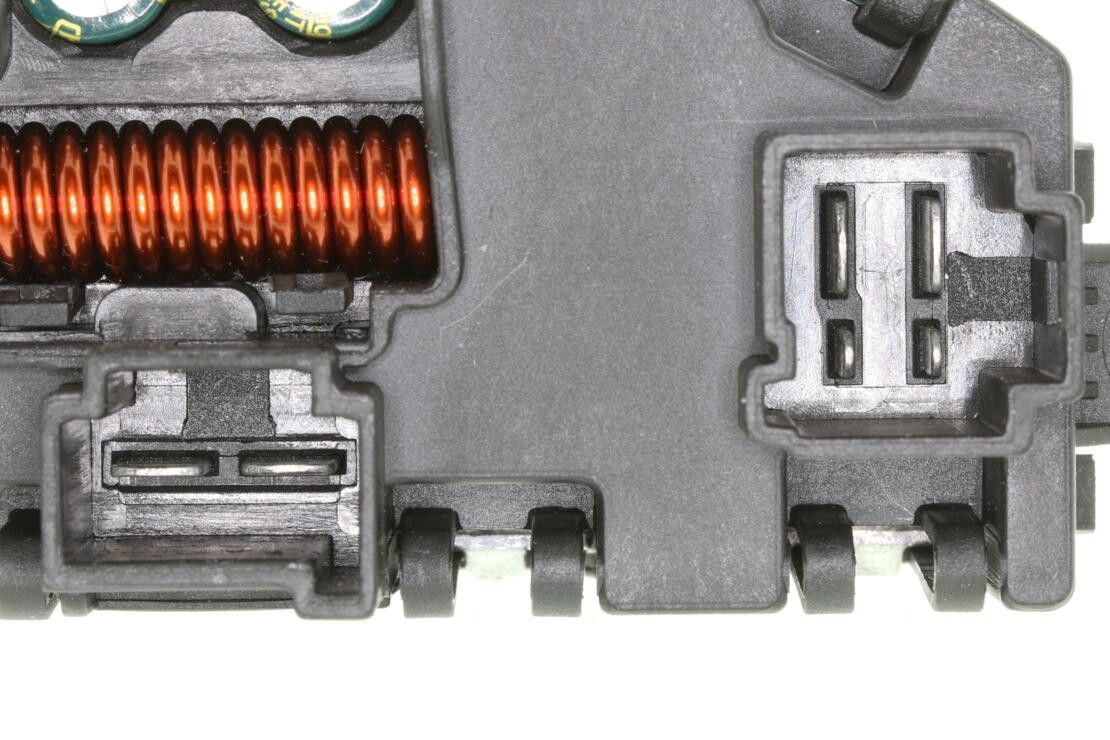 2017, 2016, 2015, 2014, 2013 Audi S5 HVAC Blower Motor Regulator