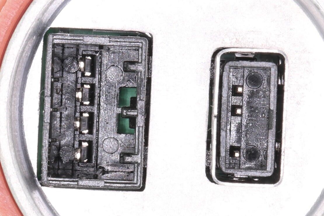 2014, 2013 Audi S7 Headlight Control Module