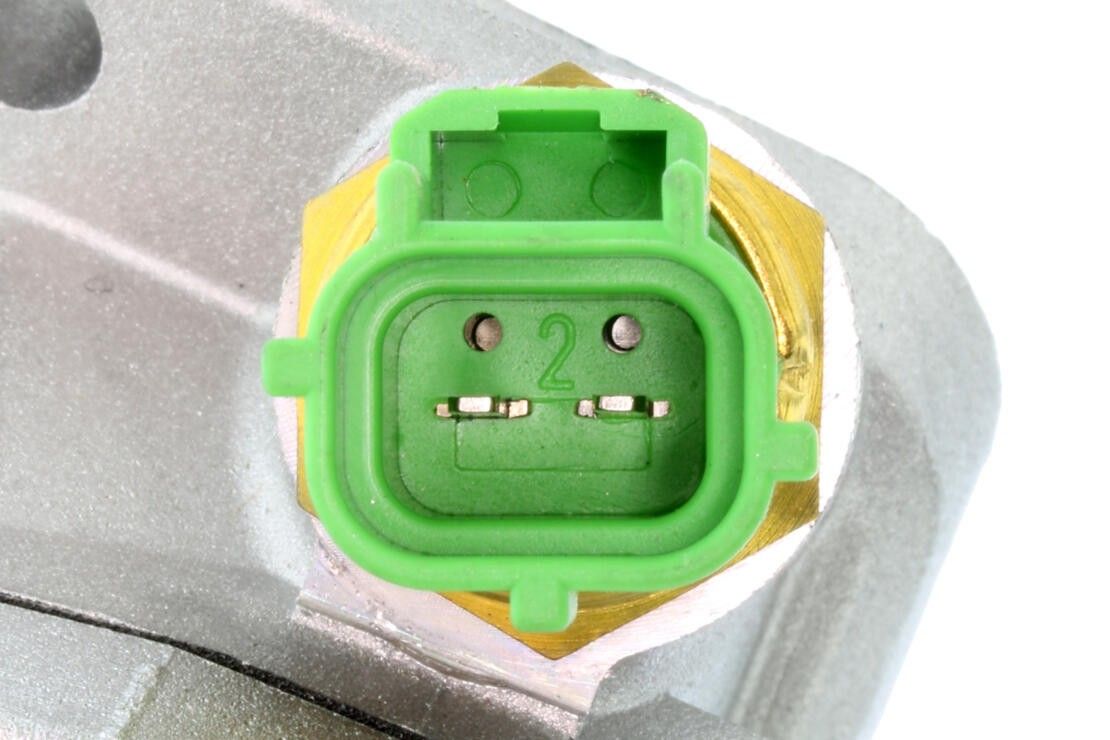 2005, 2004, 2003 Volvo S60 Engine Coolant Thermostat