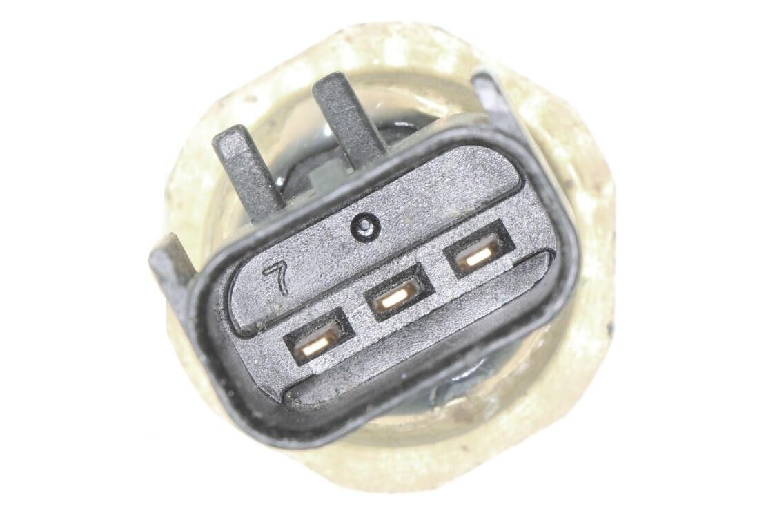 2001, 2000, 1999 Jeep Cherokee Engine Oil Pressure Sensor