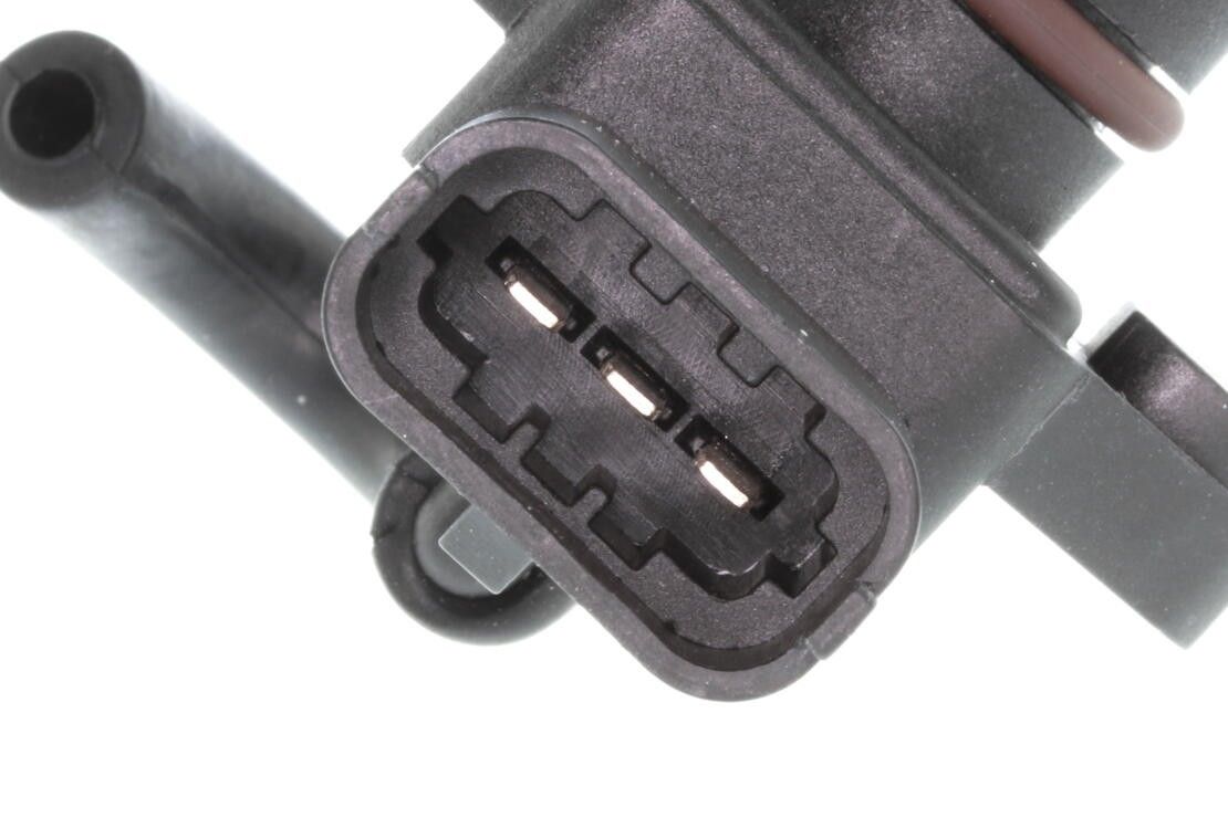 2010, 2009, 2008, 2007 Hyundai Entourage Fuel Tank Pressure Sensor