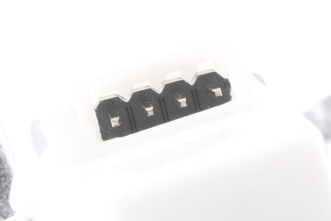 2005, 2004, 2003 Mercedes-Benz CLK320 2003-2005 Mercedes-Benz C230 Automatic Transmission Shift Indicator
