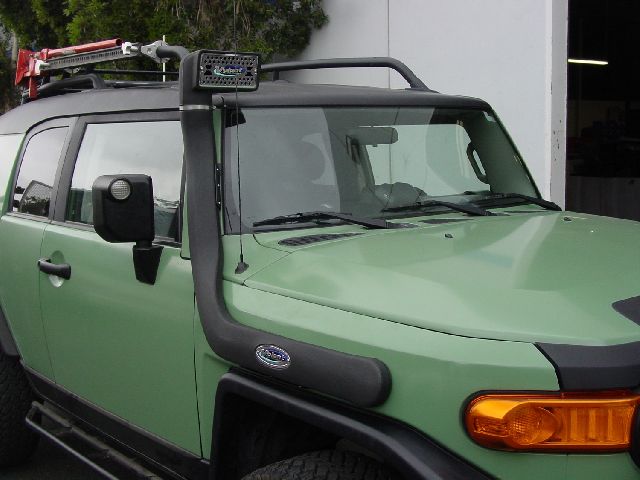 2007-2009 Toyota FJ Cruiser Engine Air Intake Scoop (Volant)