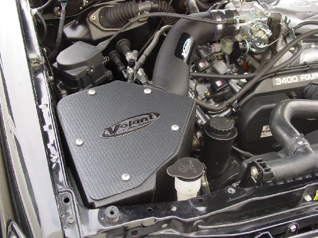 1999-2004 Toyota Tacoma Air Intake Kit (Volant)