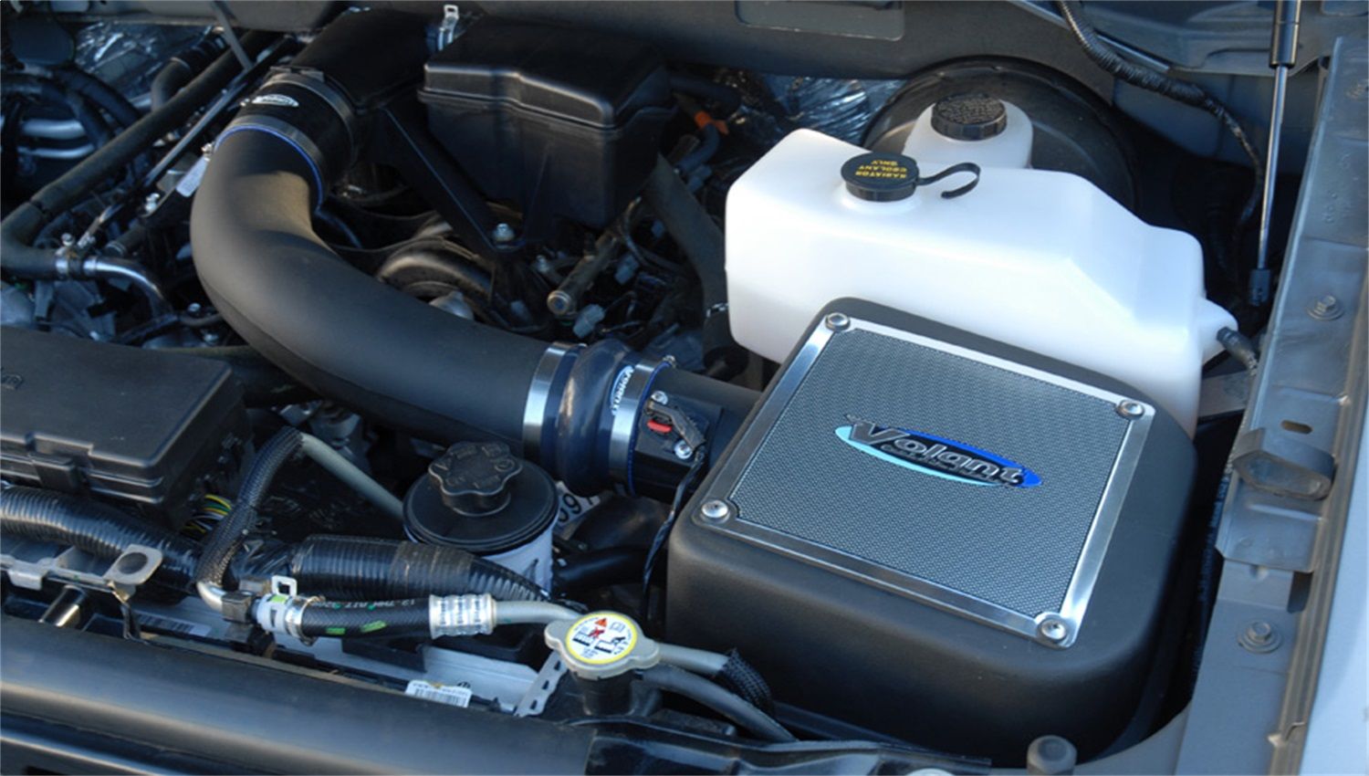 2010, 2009 Ford F-150 Air Intake Kit