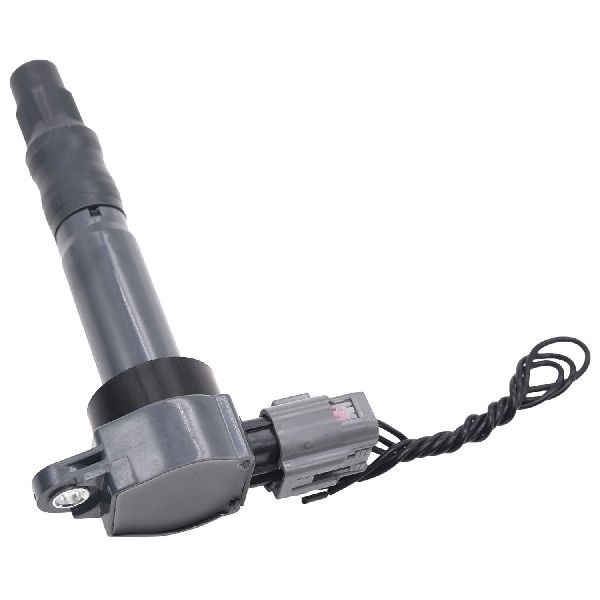 2004-2006 Mitsubishi Outlander Ignition Coil (Walker Products)