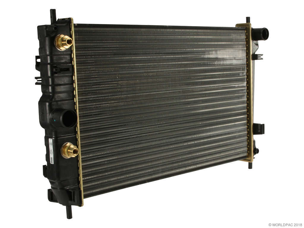 1997-2006 Jaguar XK8 Radiator (Nissens)