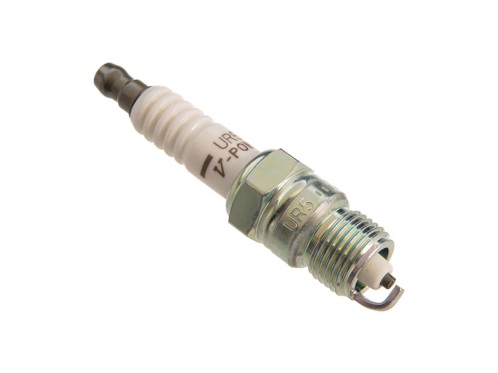1991-1992 Oldsmobile Bravada Spark Plug (NGK)