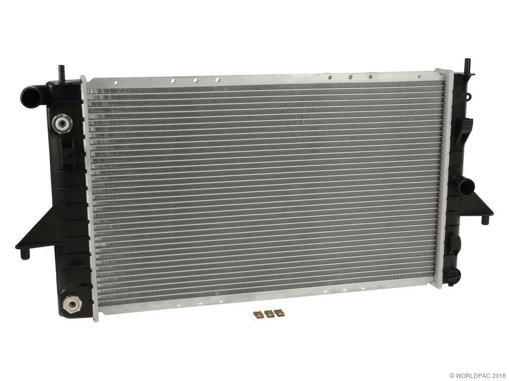 1994-2002 Saturn SL1 Radiator (Metrix)