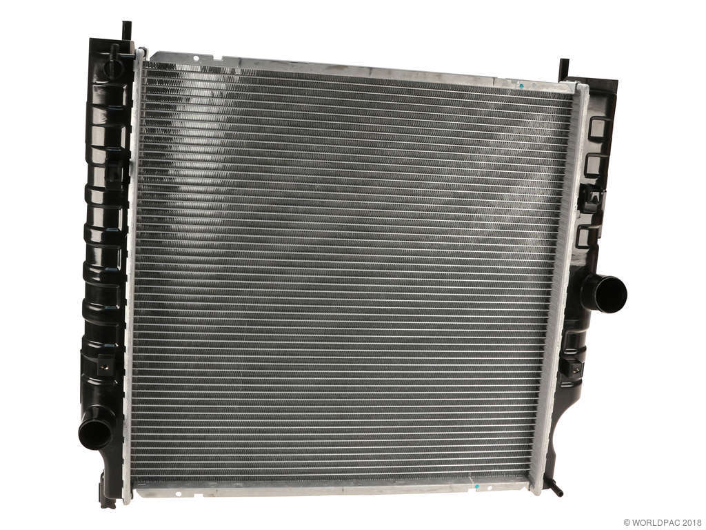 2005 Jeep Liberty Radiator (Nissens)