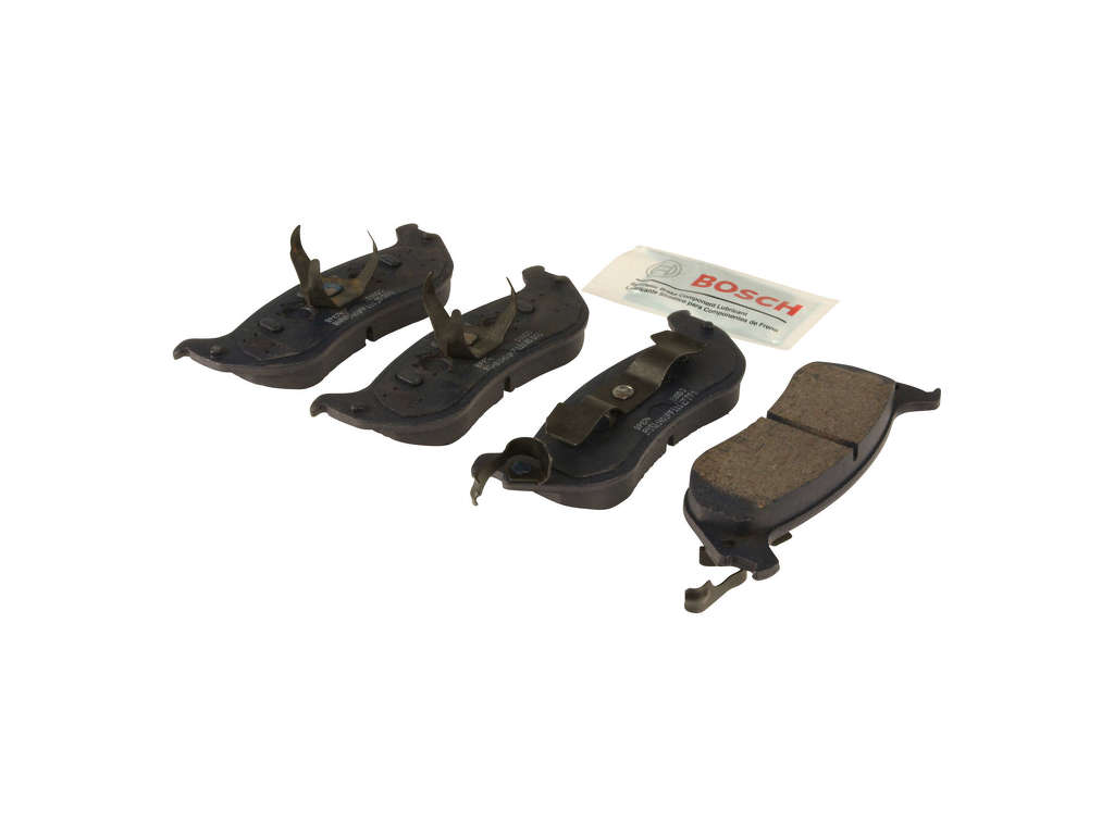 1996-2002 Lincoln Town Car Disc Brake Pad Set - Rear (Bosch)