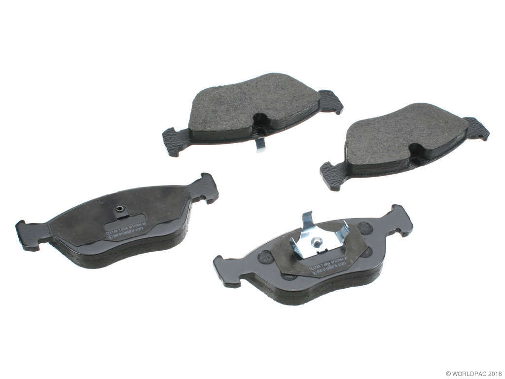 1998-2000 Volvo V70 Disc Brake Pad Set - Front (Textar)