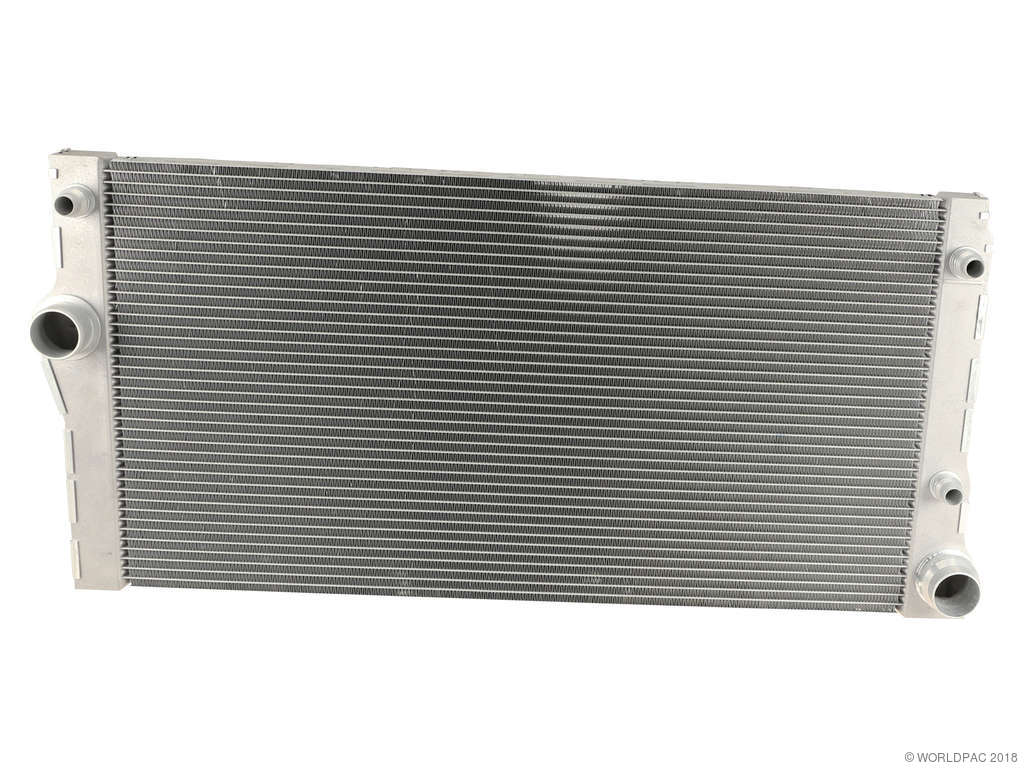 2011-2012 BMW 740i Radiator (Behr)