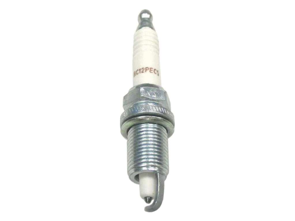 2012-2014 Chrysler 300 Spark Plug (Champion)