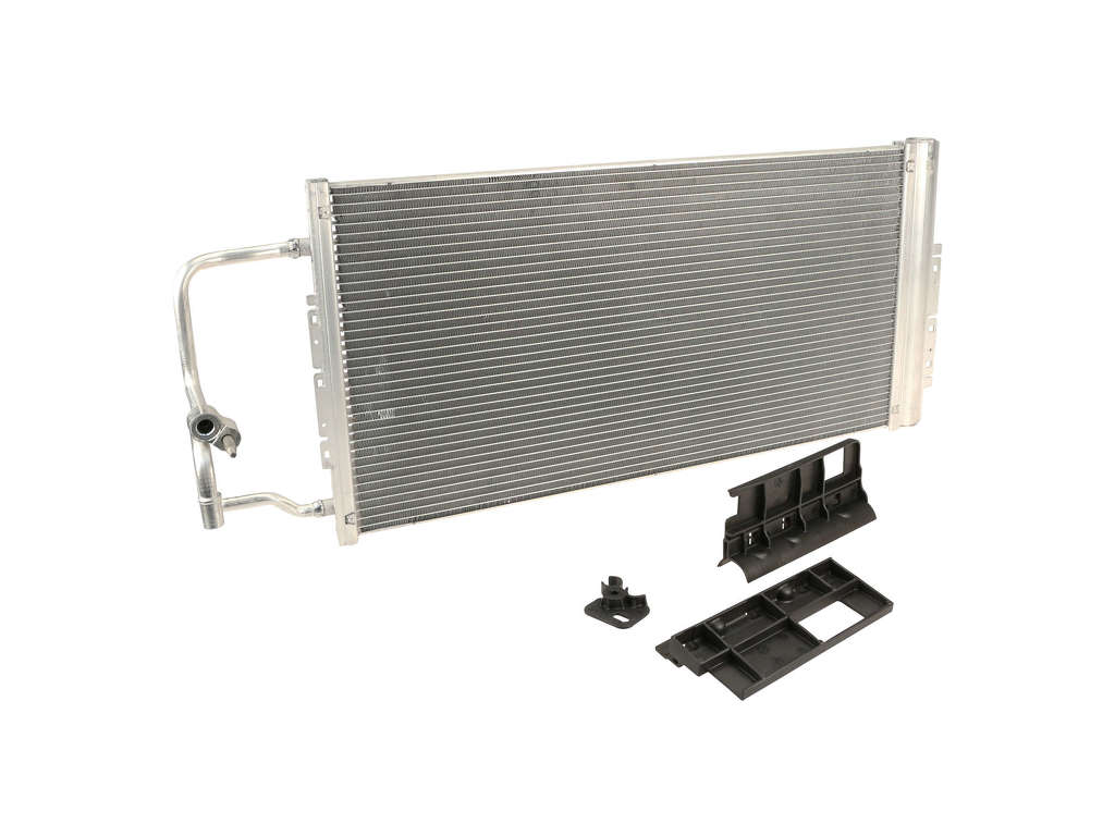 2005-2008 Pontiac Grand Prix A/C Condenser (CSF)