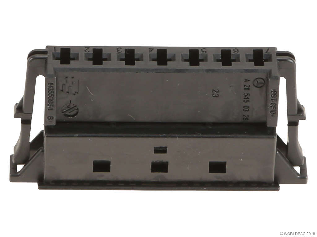 2006-2007 Mercedes-Benz C280 Tail Light Connector (Genuine)