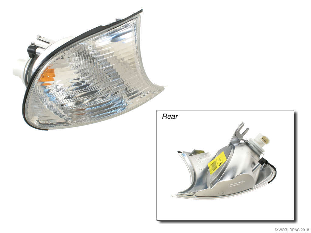 2001-2006 BMW M3 Turn Signal Light Assembly - Front Right (Magneti Marelli)
