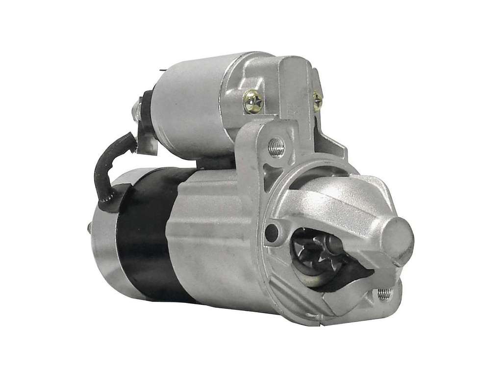 1999-2006 Mitsubishi Montero Starter Motor (CARQUEST)