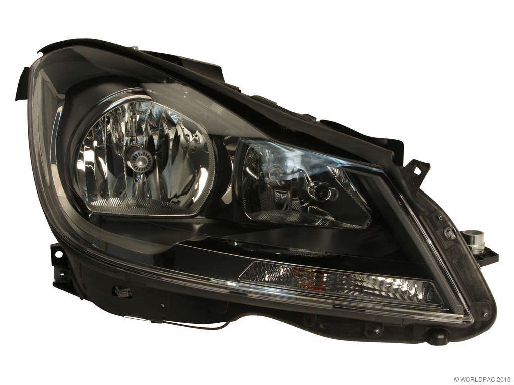 2012-2014 Mercedes-Benz C300 Headlight Assembly - Right (Magneti Marelli)