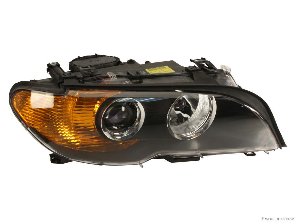 2003-2006 BMW 330Ci Headlight Assembly - Right (Magneti Marelli)