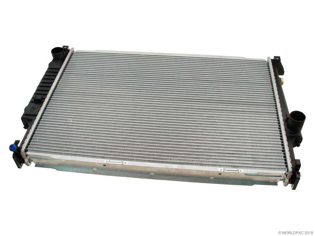 1994-1995 BMW 530i Radiator (Behr)