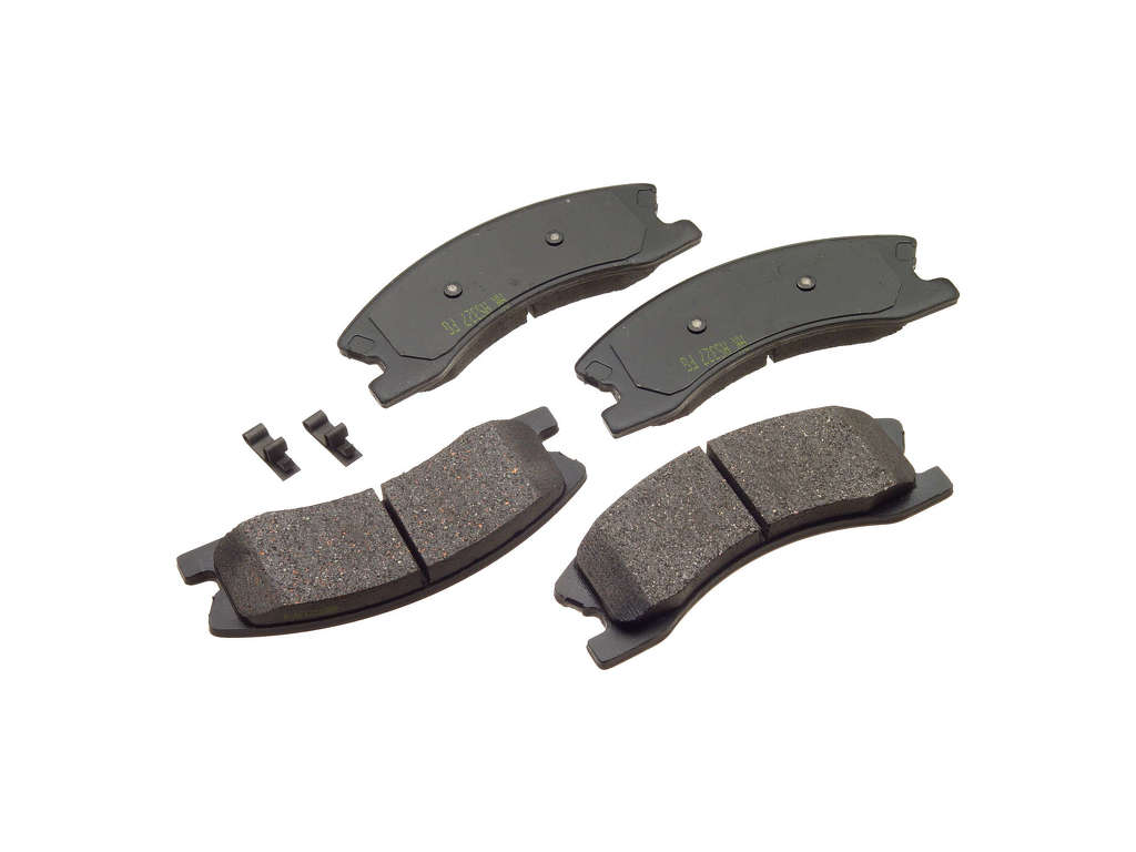 1999-2004 Jeep Grand Cherokee Disc Brake Pad Set - Front (Akebono)