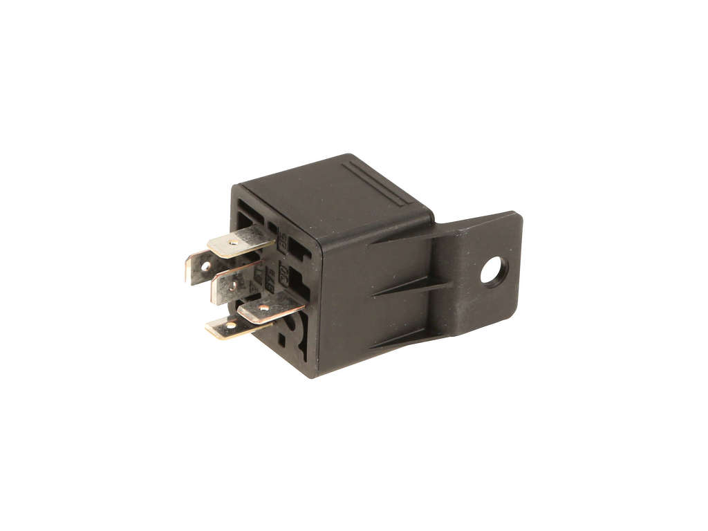 2003-2011 Saab 9-3 Fuel Pump Relay (Bosch)