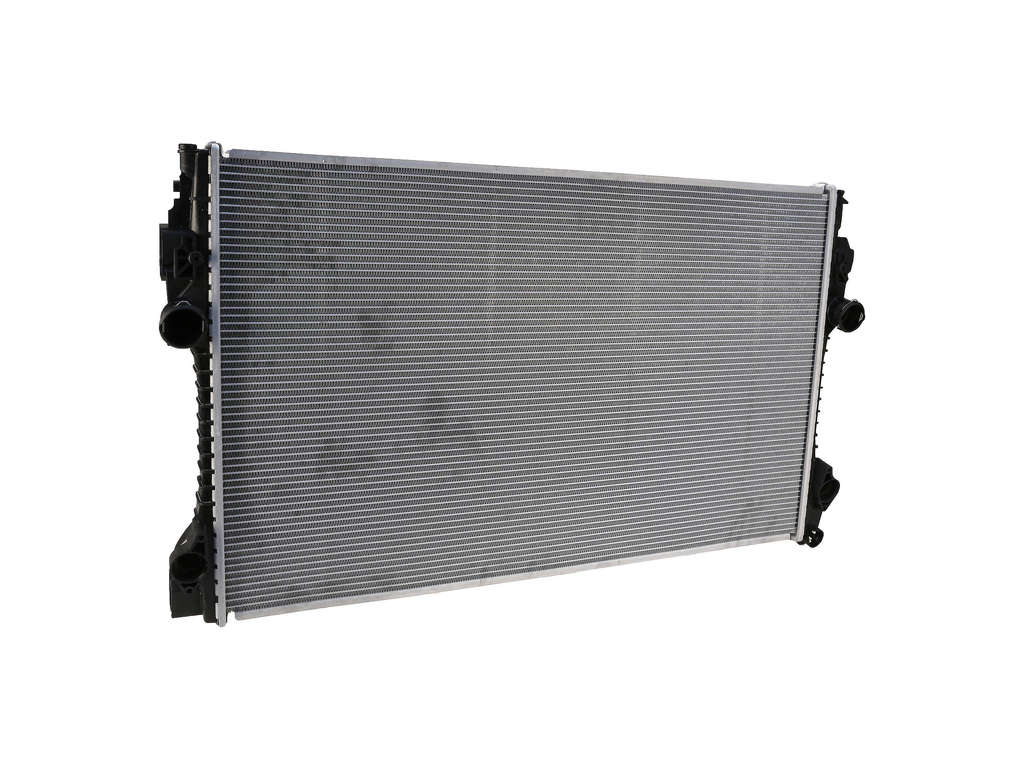 2010-2016 Porsche Panamera Radiator -  or Center (Nissens)