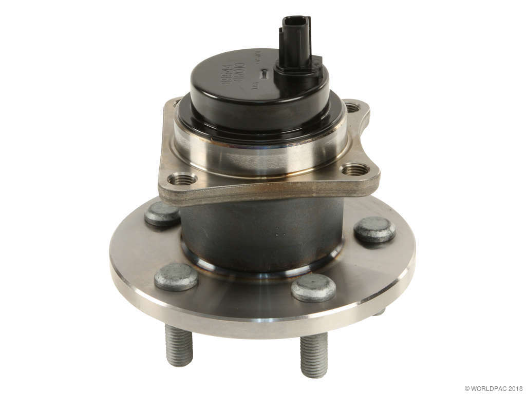 2009-2010 Pontiac Vibe Wheel Bearing and Hub Assembly - Rear (NSK)