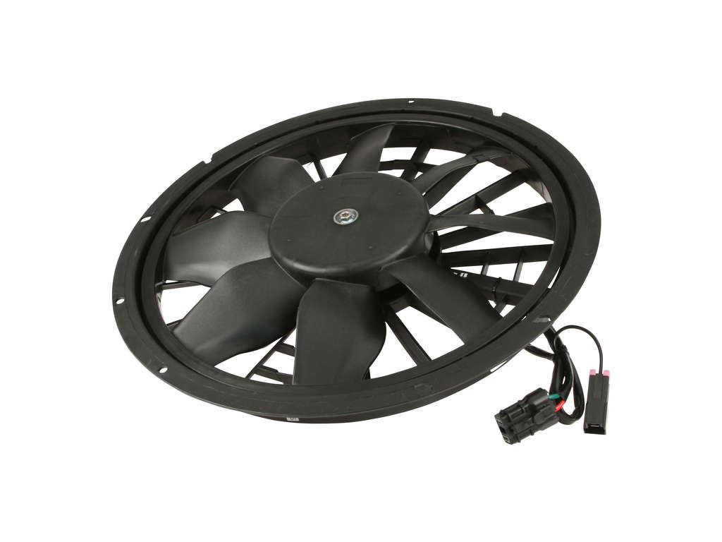 1998-2000 Volvo V70 Engine Cooling Fan Assembly (Autopart International)