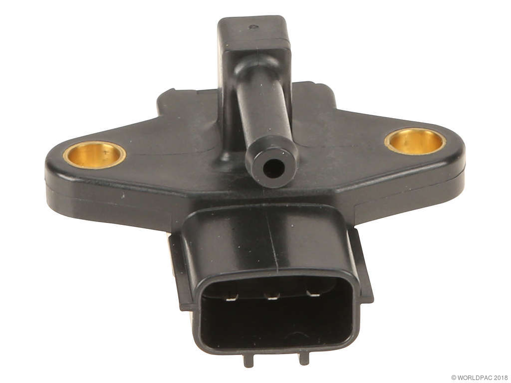 1998-1999 Nissan Altima Fuel Tank Pressure Sensor (Genuine)
