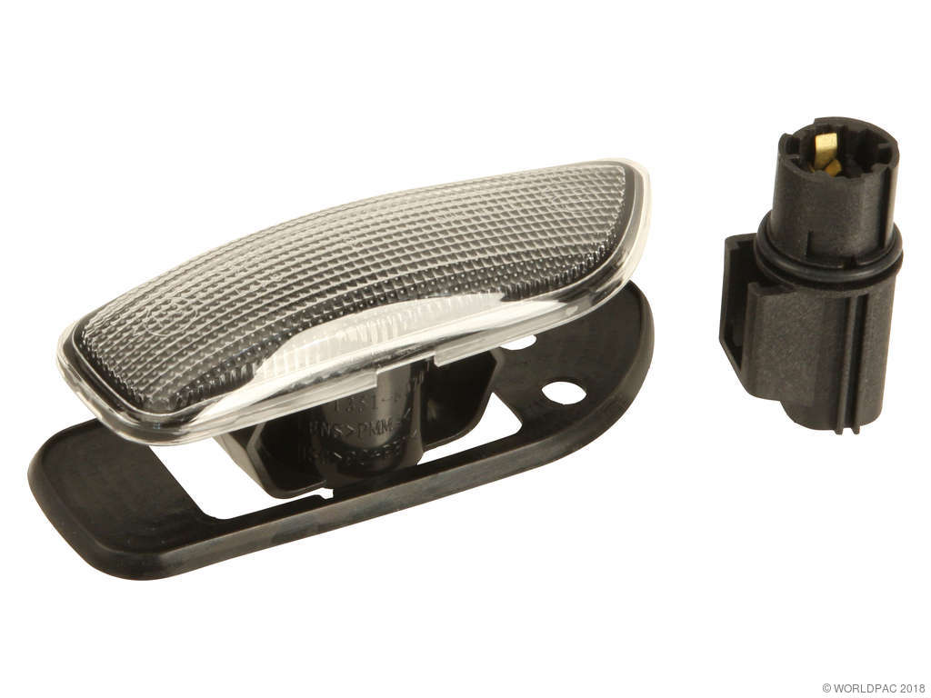 1999-2006 Volvo S80 Turn Signal Light - Right (Professional Parts Sweden)