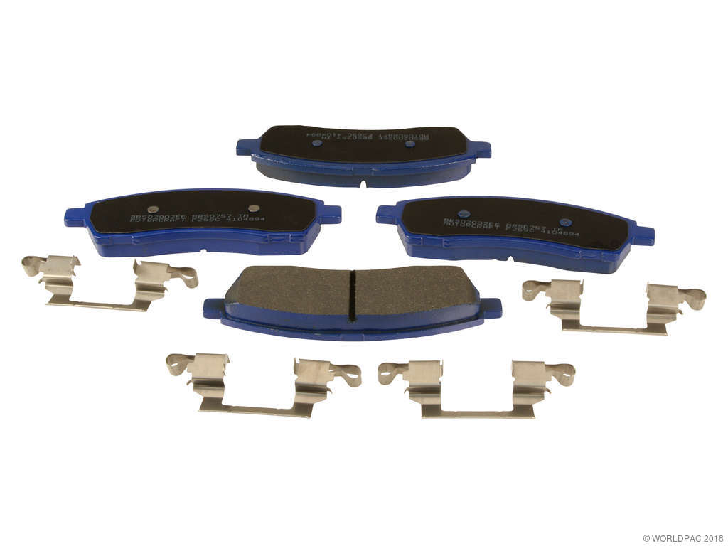 1999-2004 Ford F-350 Super Duty Disc Brake Pad Set - Rear (Motorcraft)