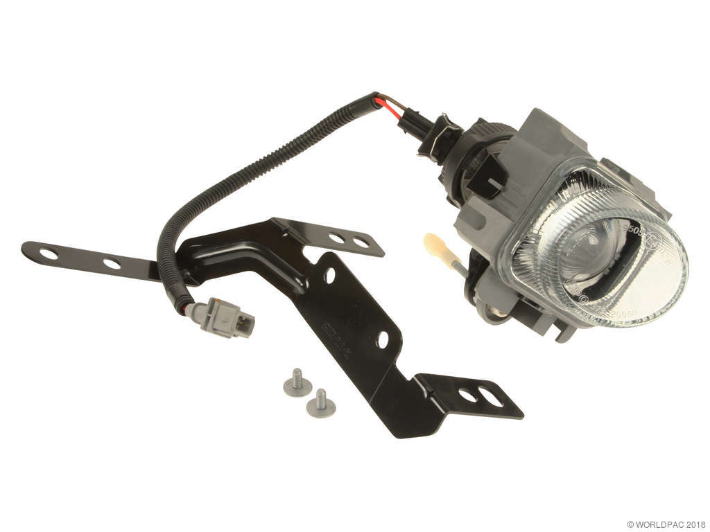 2004-2007 Volvo V70 Fog Light - Right (Professional Parts Sweden)