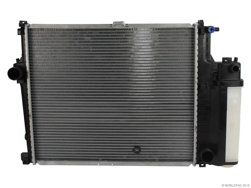 1989-1995 BMW 525i Radiator (Behr)