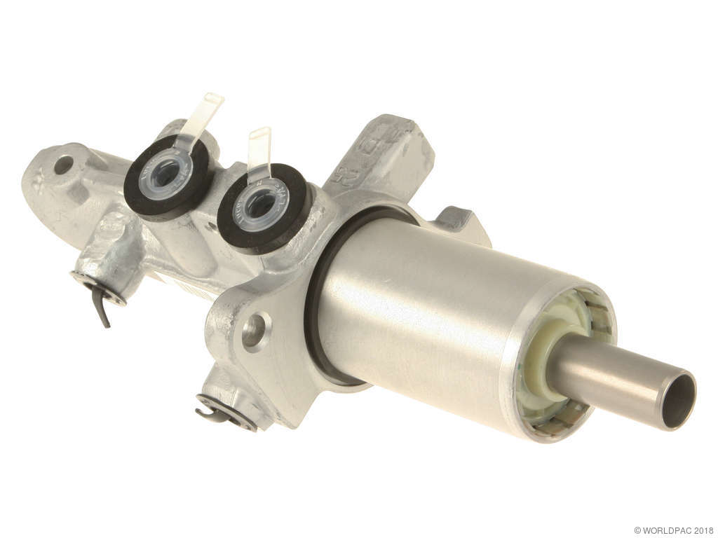 2007-2011 Mercedes-Benz CLS550 Brake Master Cylinder (TRW)