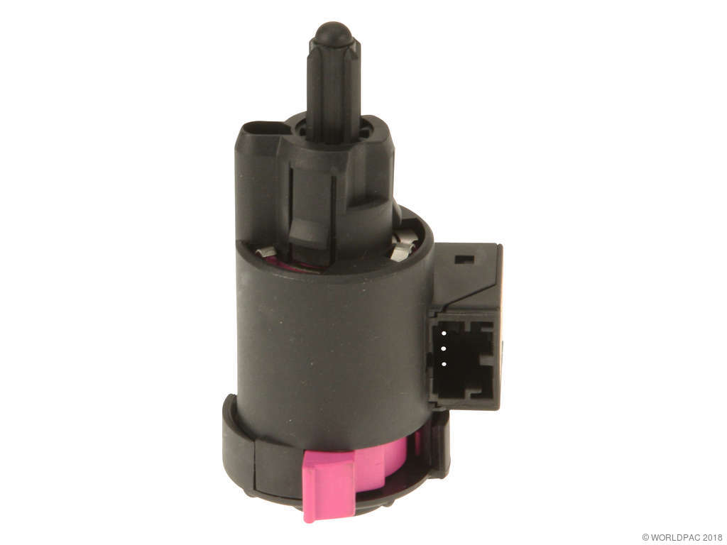 2009-2015 Audi Q7 Brake Light Switch (Vemo)