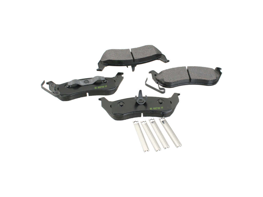 2003-2011 Lincoln Town Car Disc Brake Pad Set - Rear (Akebono)