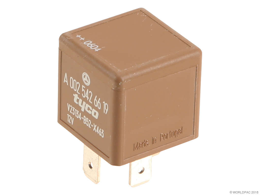 2001-2006 Mercedes-Benz S600 Secondary Air Injection Pump Relay (Genuine)
