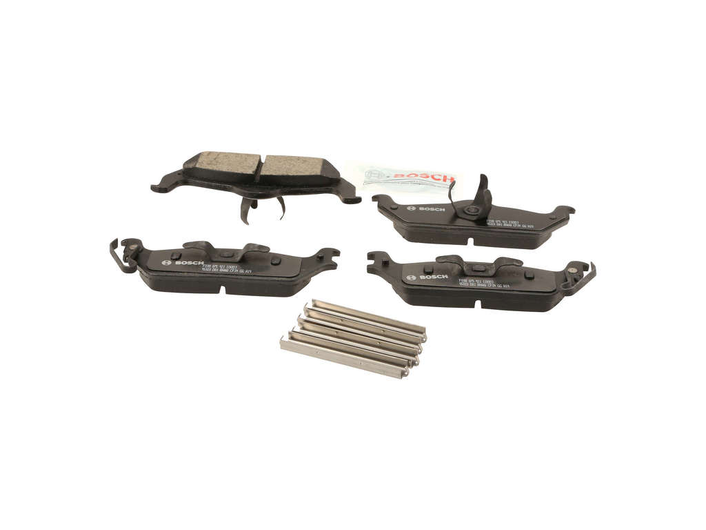 2006-2008 Lincoln Mark LT Disc Brake Pad Set - Rear (Bosch)