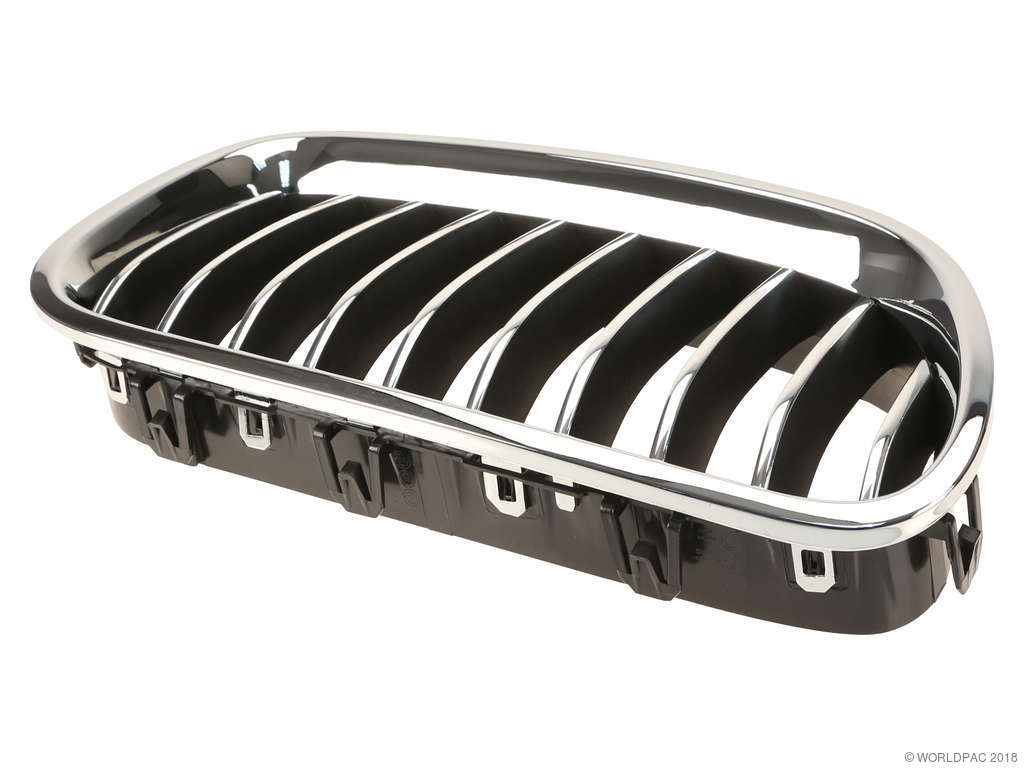 2014-2016 BMW 528i Grille - Front Right Upper (Aftermarket)