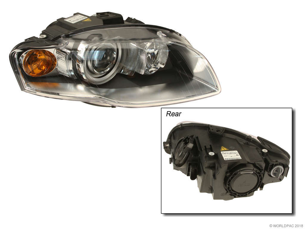 2005-2009 Audi A4 Headlight Assembly - Right (Magneti Marelli)
