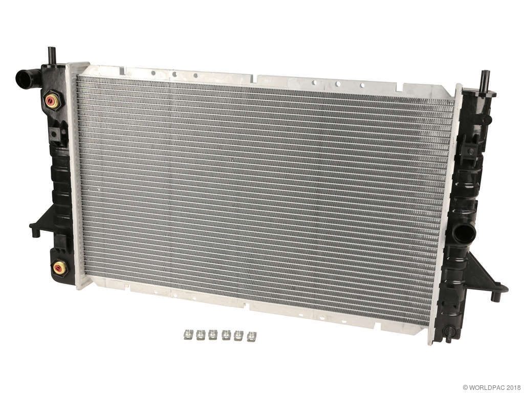 1991-1993 Saturn SL1 Radiator (Nissens)