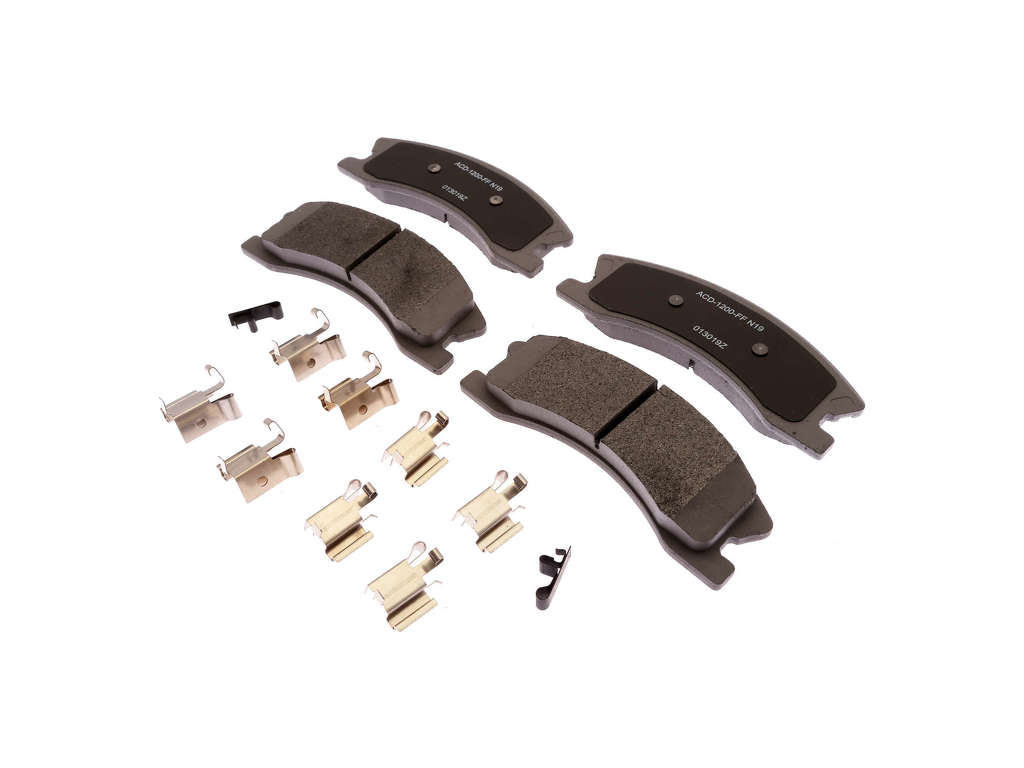 1999-2004 Jeep Grand Cherokee Disc Brake Pad Set - Front (ACDelco)