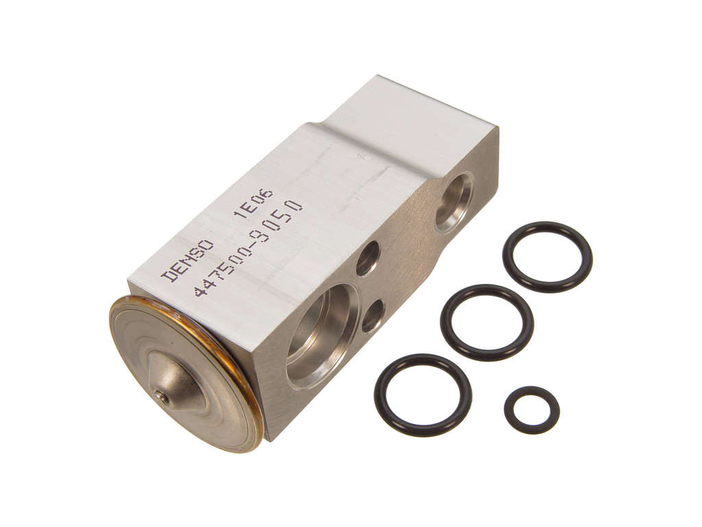 1994-1997 Toyota Previa A/C Expansion Valve - Rear (Autopart International)