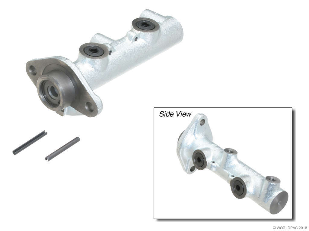 1979-1986 Saab 900 Brake Master Cylinder (TRW)