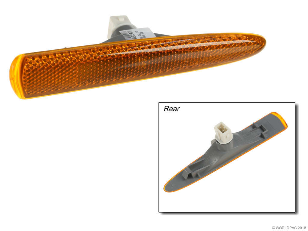 2004-2005 Jaguar XJR Turn Signal Light Assembly - Front Right (Genuine)
