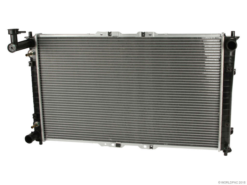 2002-2005 Kia Sedona Radiator (CSF)