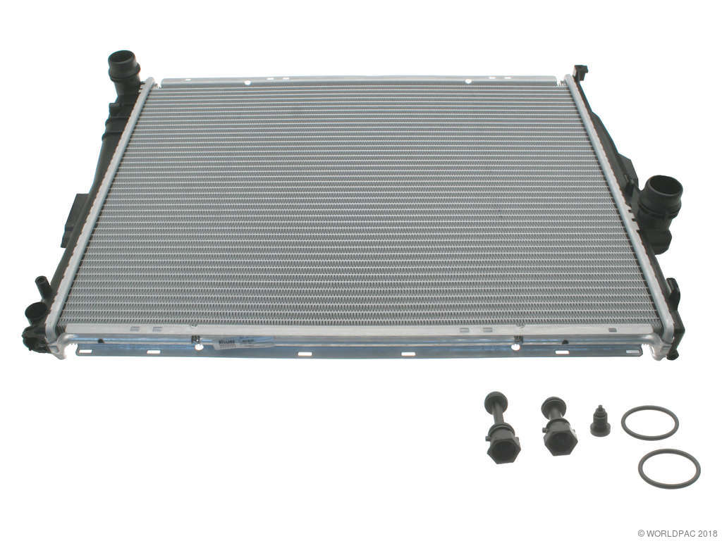 1999-2000 BMW 323i Radiator (Nissens)